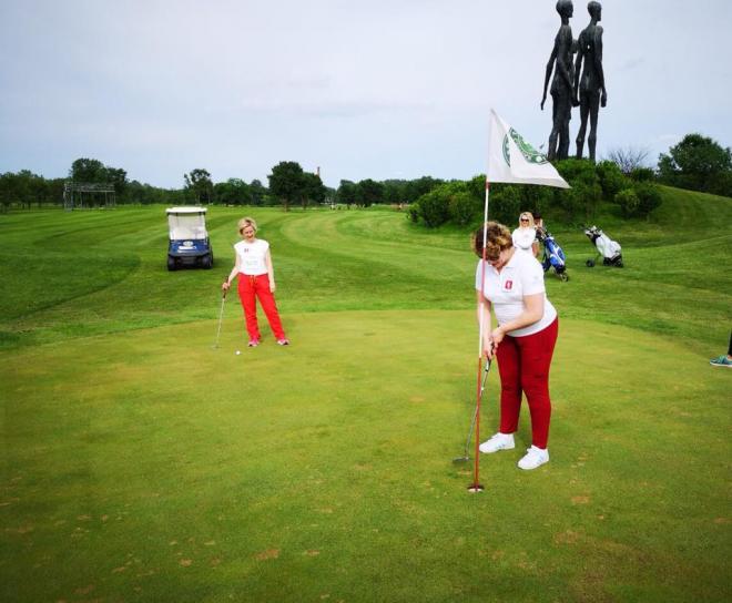 Women’s golf day!